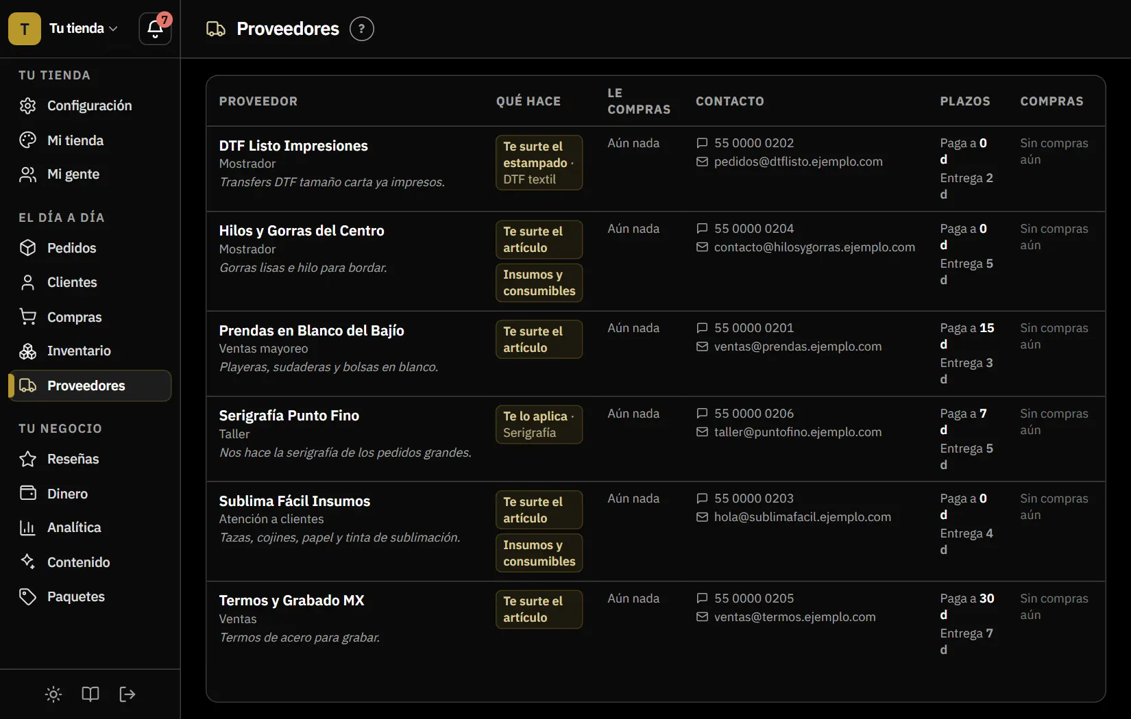 Lista de Proveedores en tema oscuro: a quién le compras qué, su contacto, sus plazos de pago y de entrega y cuánto le has comprado.